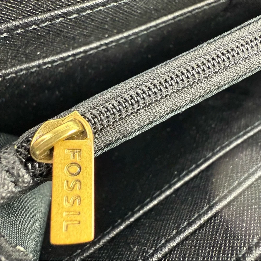 Fossil Tara Wallet Black Leather Zip‎ Around Clutch Accordion Organizer